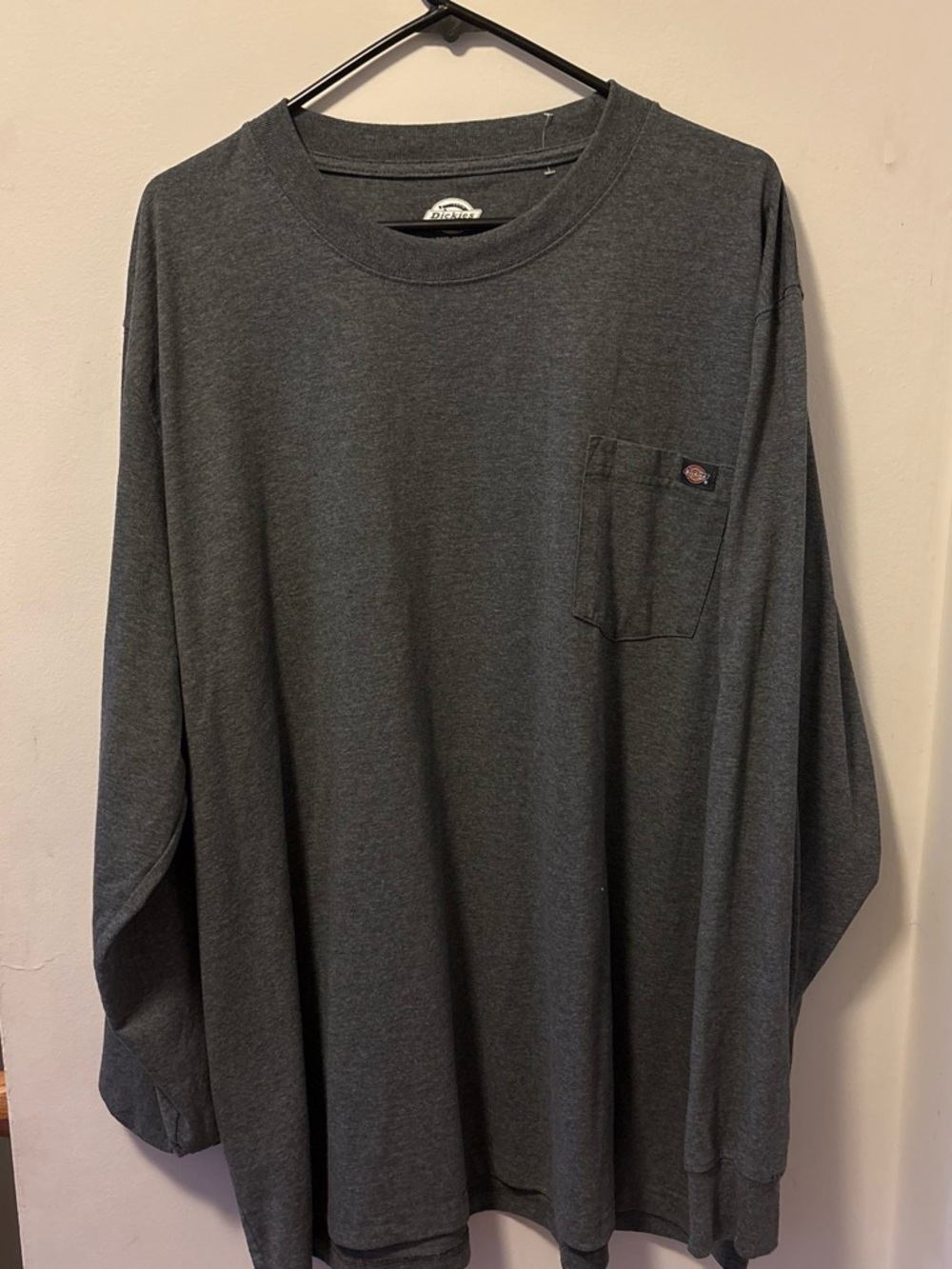 Dickies Long Sleeve Pocket Tee in Charcoal Gray